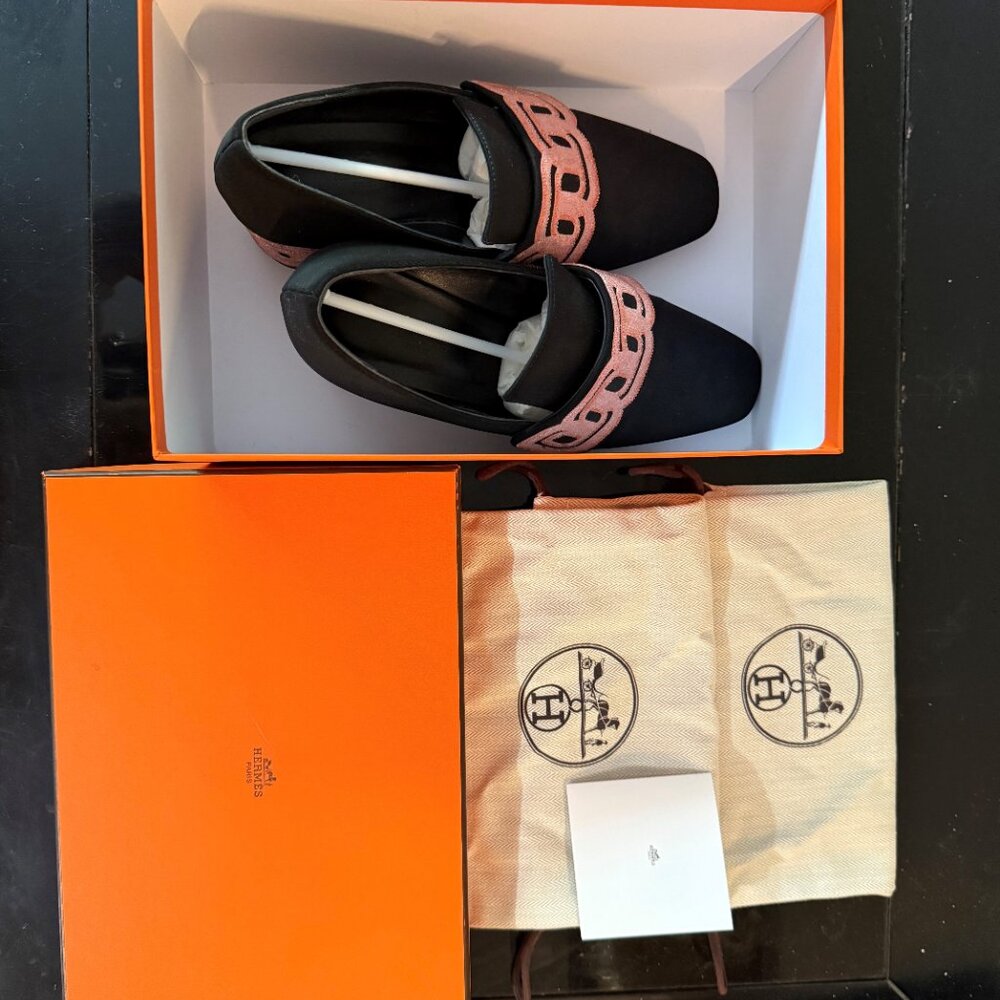 Hermes Donna Pumps - mint condition